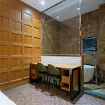 H-Avenue Hotel Yeoksam