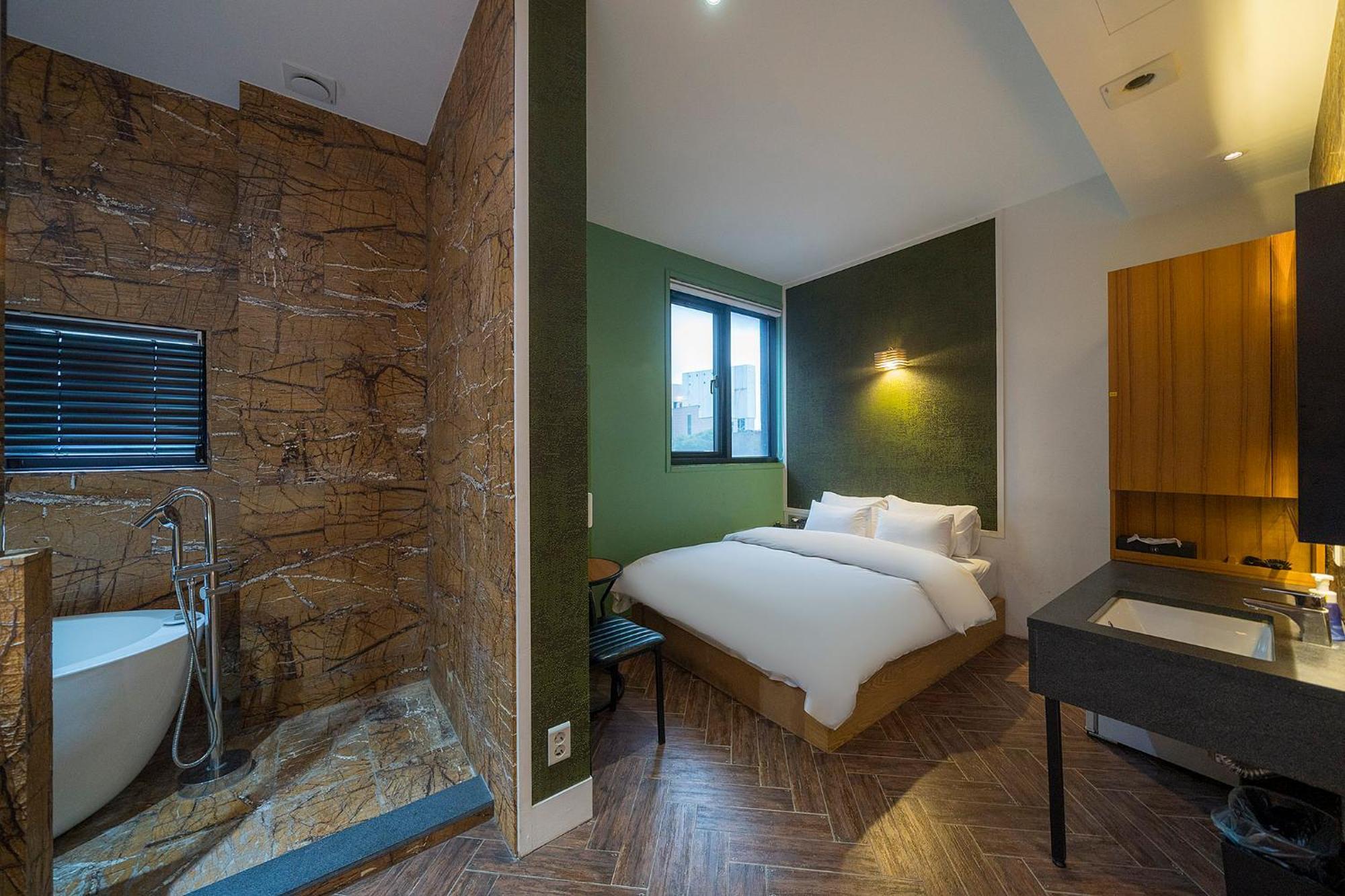 H-avenue Yeoksam Hotel