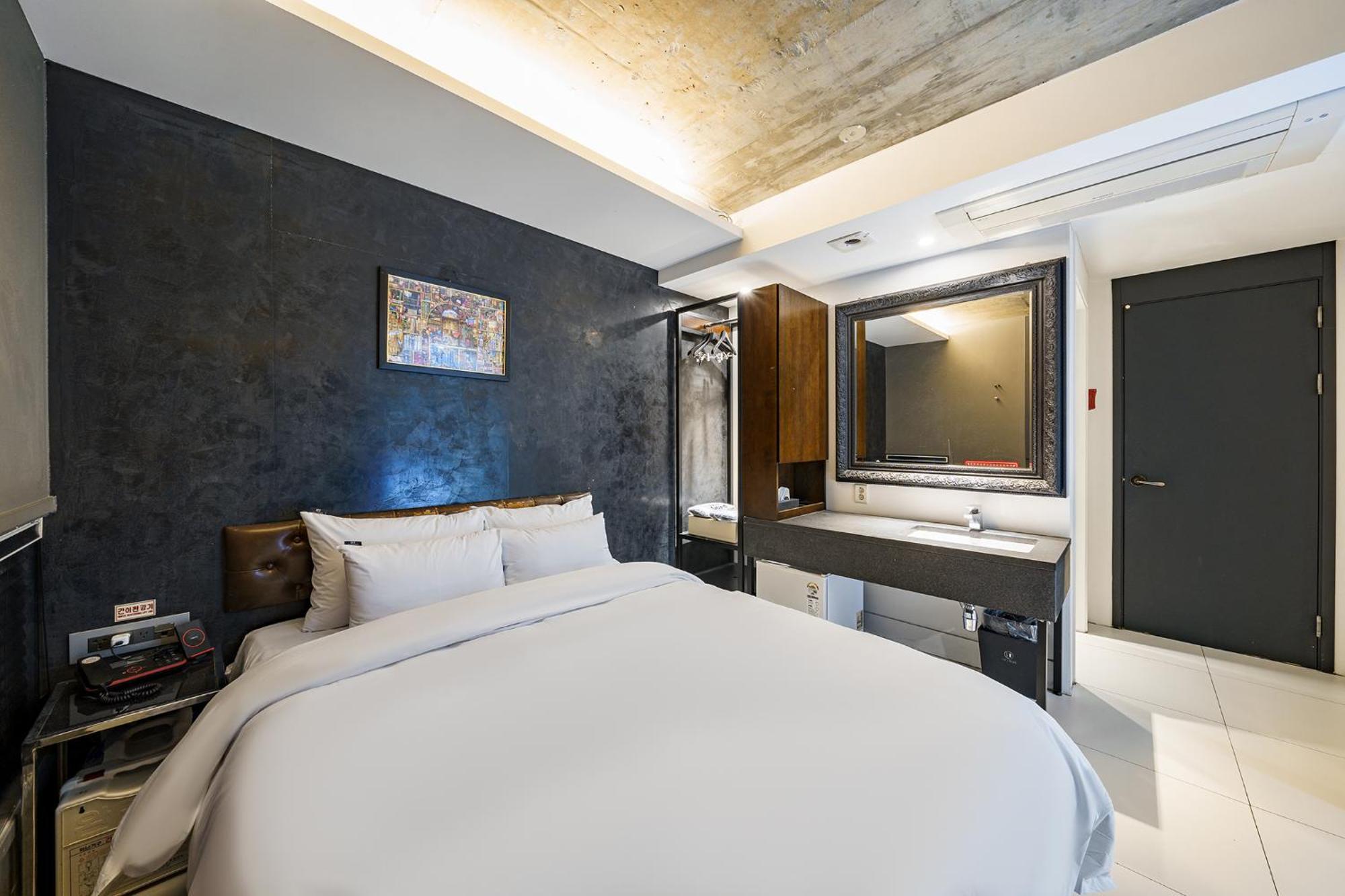 Hotel H-avenue Yeoksam
