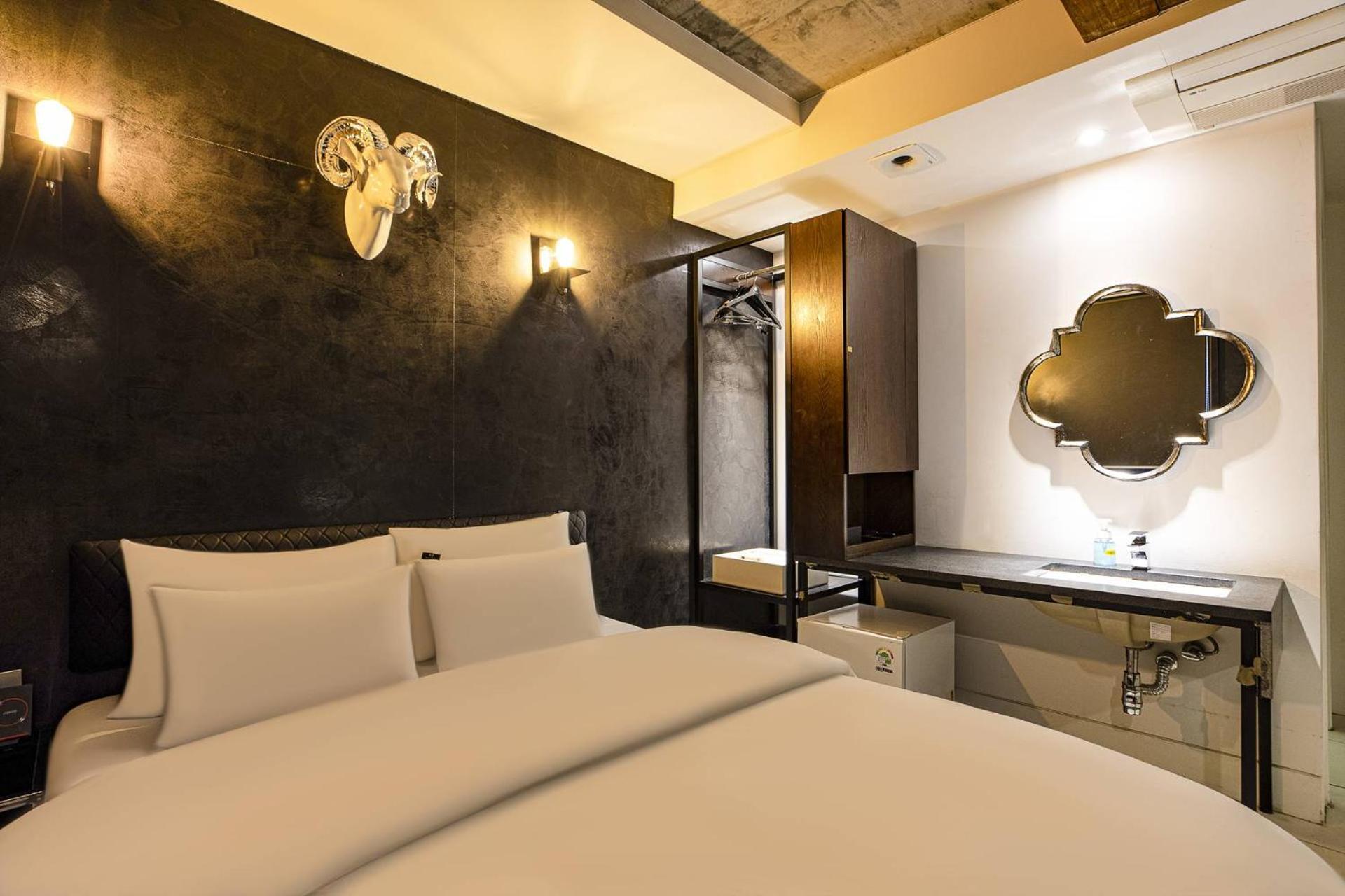 Hotel H-avenue Yeoksam *